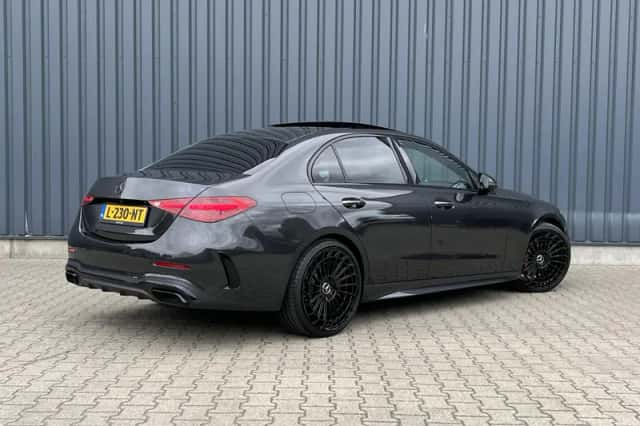 Mercedes-Benz C-Klasse (2021) thumbnail 3