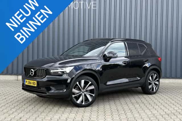 Volvo XC40 (2022) thumbnail 1