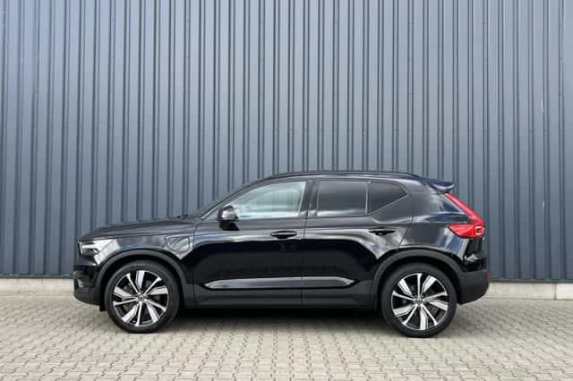 Volvo XC40 (2022) thumbnail 6