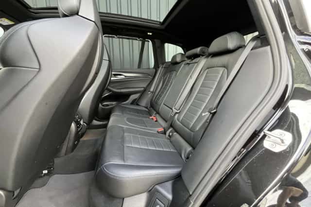 BMW X3 (2023) thumbnail 5