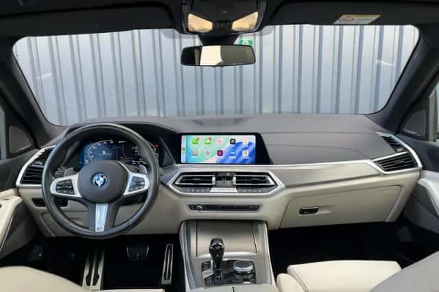 BMW X5 (2022) thumbnail 2