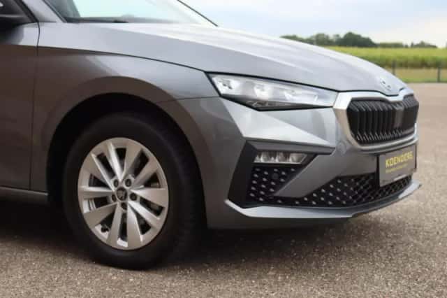 Škoda Scala (2025) thumbnail 3