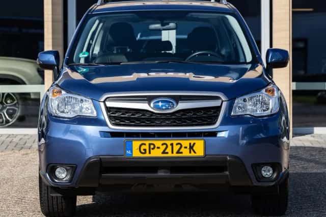 Subaru Forester (2015) thumbnail 4