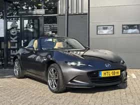 Mazda MX-5 thumbnail 2