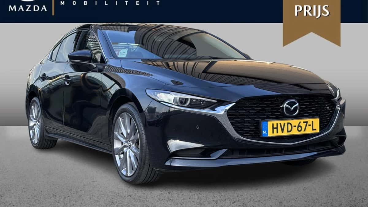 Mazda 3 — foto 1