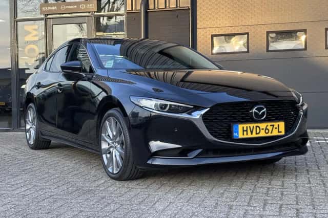 Mazda 3 (2025) thumbnail 2