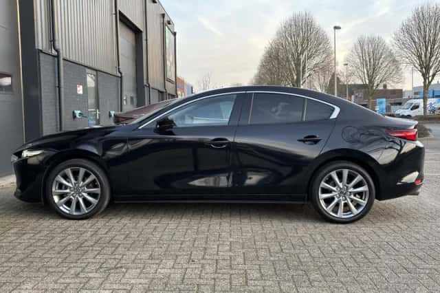 Mazda 3 (2025) thumbnail 5
