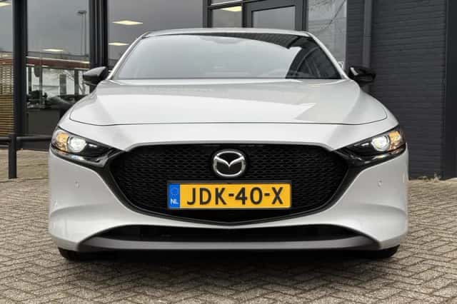 Mazda 3 (2025) thumbnail 3