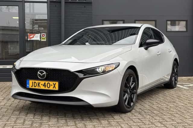 Mazda 3 (2025) thumbnail 4