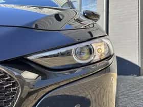 Mazda 3 thumbnail 11