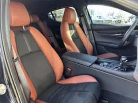 Mazda 3 thumbnail 28