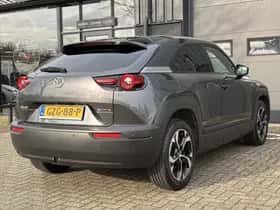 Mazda MX-30 thumbnail 8
