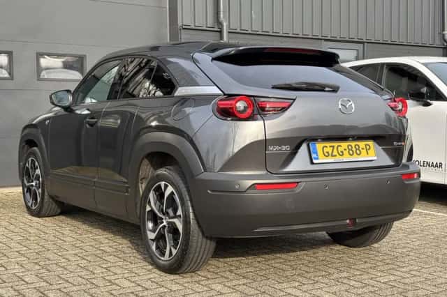 Mazda MX-30 (2025) thumbnail 6