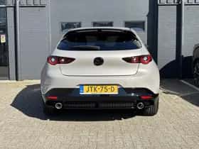 Mazda 3 thumbnail 6