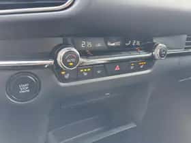 Mazda CX-30 thumbnail 22