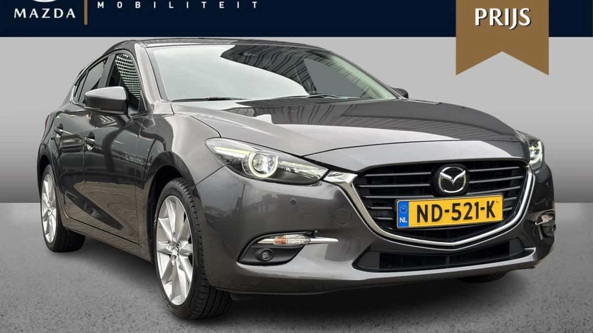 Mazda 3 — foto 1