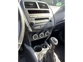 Mitsubishi ASX thumbnail 16