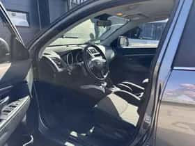 Mitsubishi ASX thumbnail 9