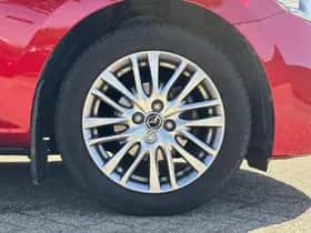 Mazda 2 thumbnail 12