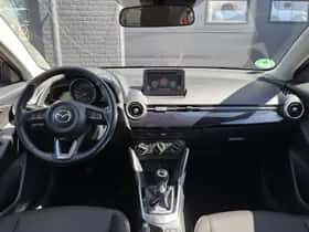 Mazda 2 thumbnail 15