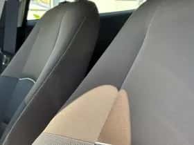 Mazda 2 thumbnail 32
