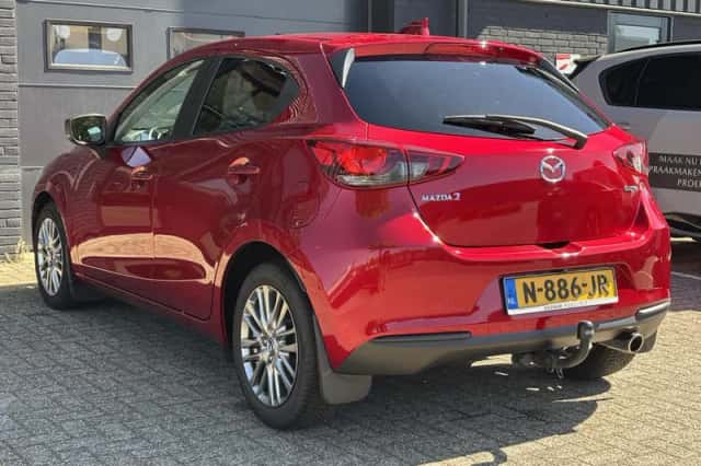 Mazda 2 (2021) thumbnail 6