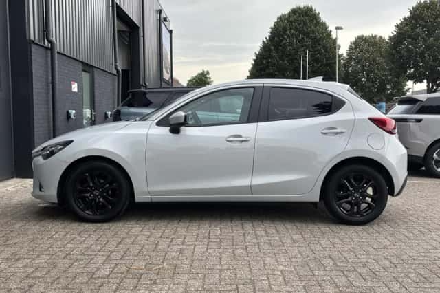 Mazda 2 (2019) thumbnail 4