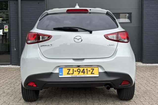 Mazda 2 (2019) thumbnail 6