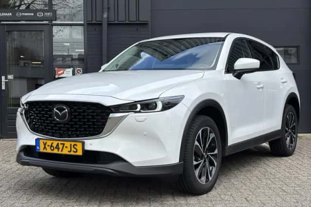 Mazda CX-5 (2023) thumbnail 3