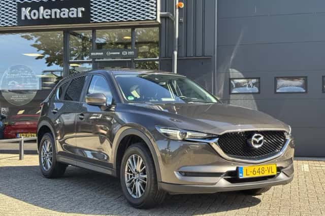 Mazda CX-5 (2018) thumbnail 2