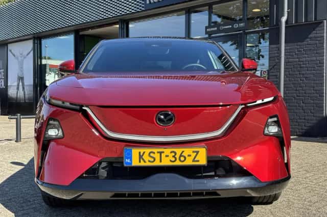 Mazda CX-6e (2026) thumbnail 3