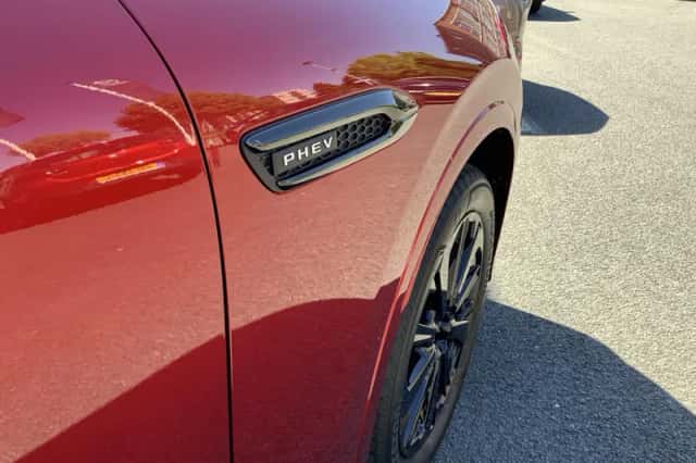 Mazda CX-60 (2025) thumbnail 8