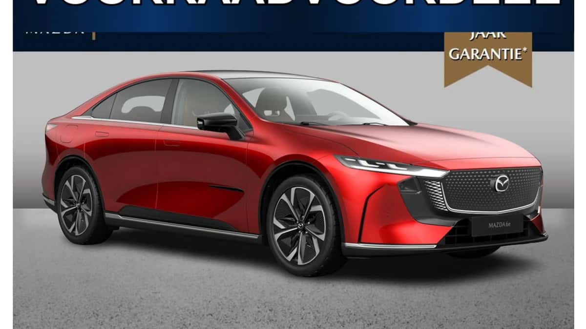 Mazda 6e — foto 1