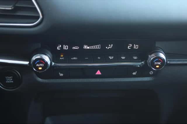 Mazda CX-30 (2025) thumbnail 17