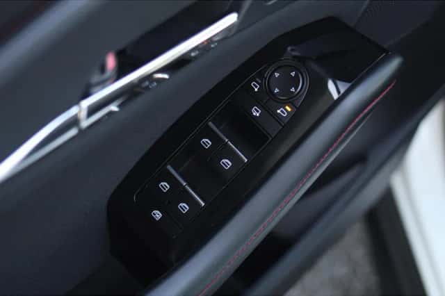 Mazda CX-30 (2025) thumbnail 8