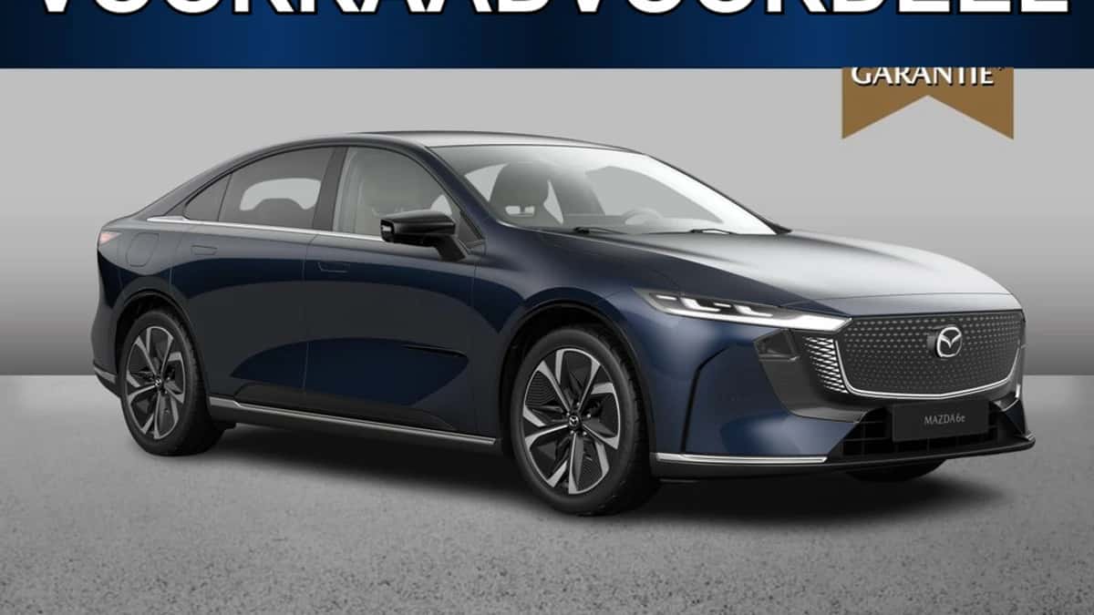 Mazda 6e — foto 1