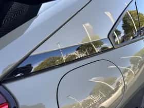 Mazda MX-30 thumbnail 9