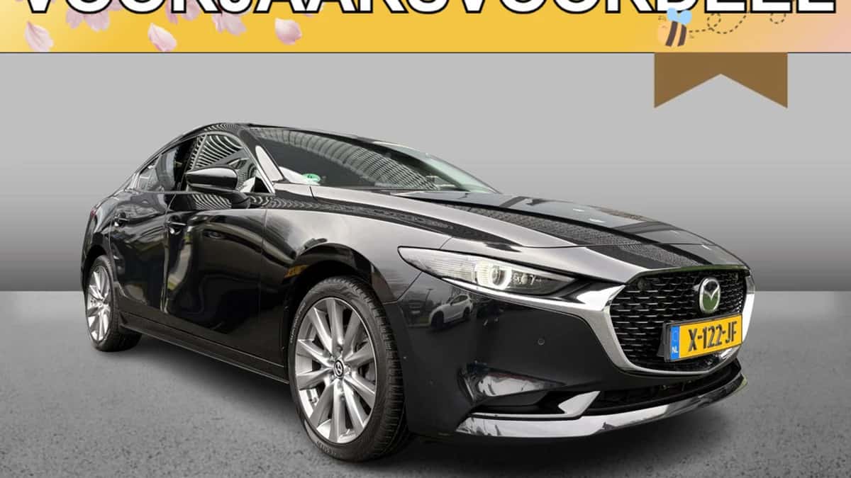 Mazda 3 — foto 1