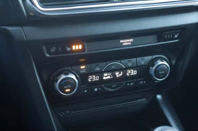 Mazda 3 (2019) thumbnail 19