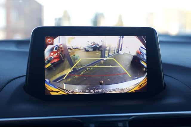 Mazda 3 (2019) thumbnail 23