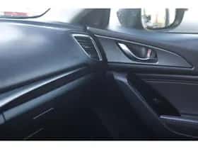 Mazda 3 thumbnail 24