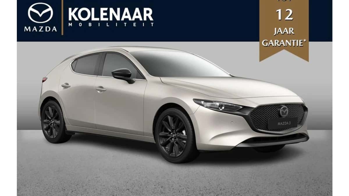 Mazda 3 — foto 1