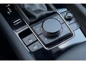 Mazda 3 thumbnail 16