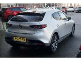 Mazda 3 thumbnail 3
