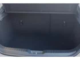 Mazda 3 thumbnail 4