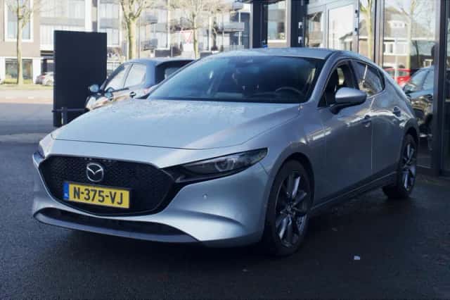 Mazda 3 (2022) thumbnail 6
