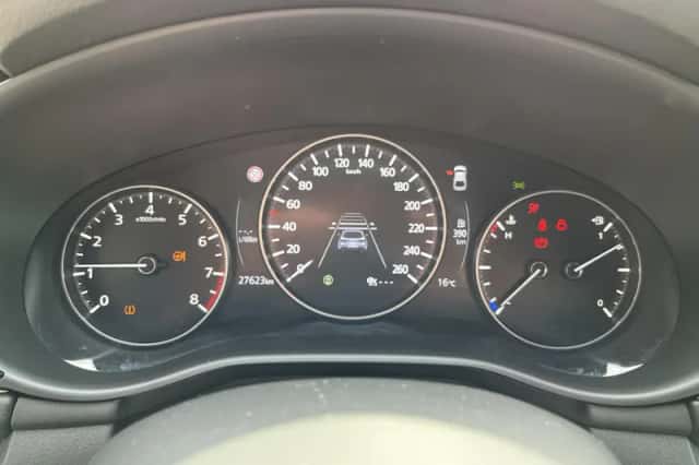 Mazda 3 (2024) thumbnail 16