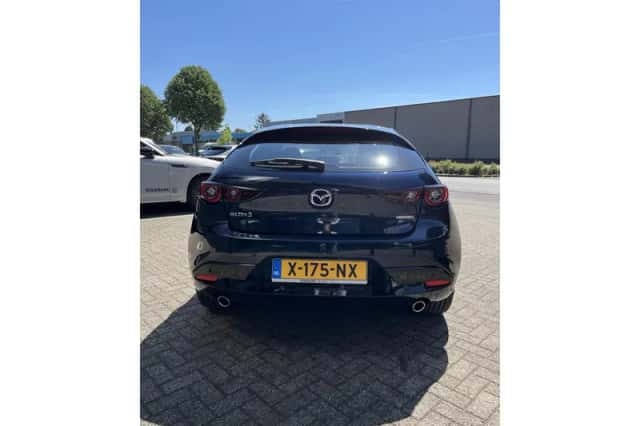 Mazda 3 (2024) thumbnail 7