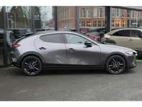 Mazda 3 thumbnail 2