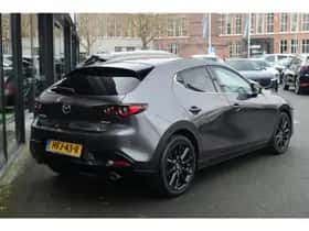 Mazda 3 thumbnail 3